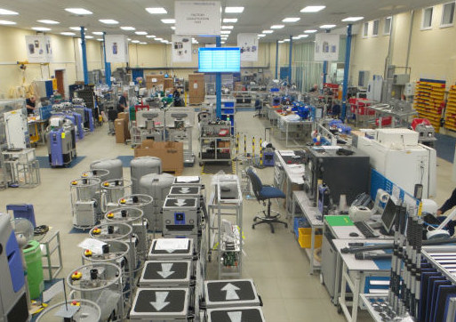 Are you a manufacturer who services, repairs or installs your products? 1 BQ Shop floor web